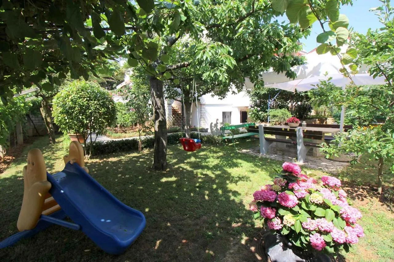Apartment In Porec/Istrien 40339 크로아티아