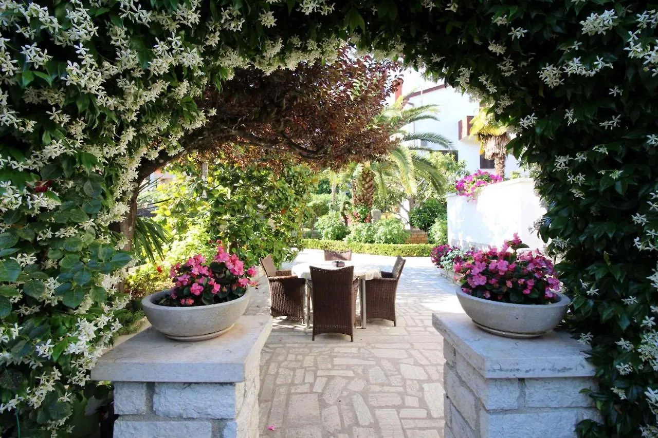 Apartment In Porec/Istrien 40339